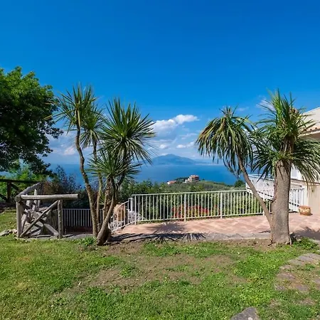 Fulchera Villa Sorrente