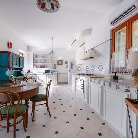 Fulchera * سورينتو